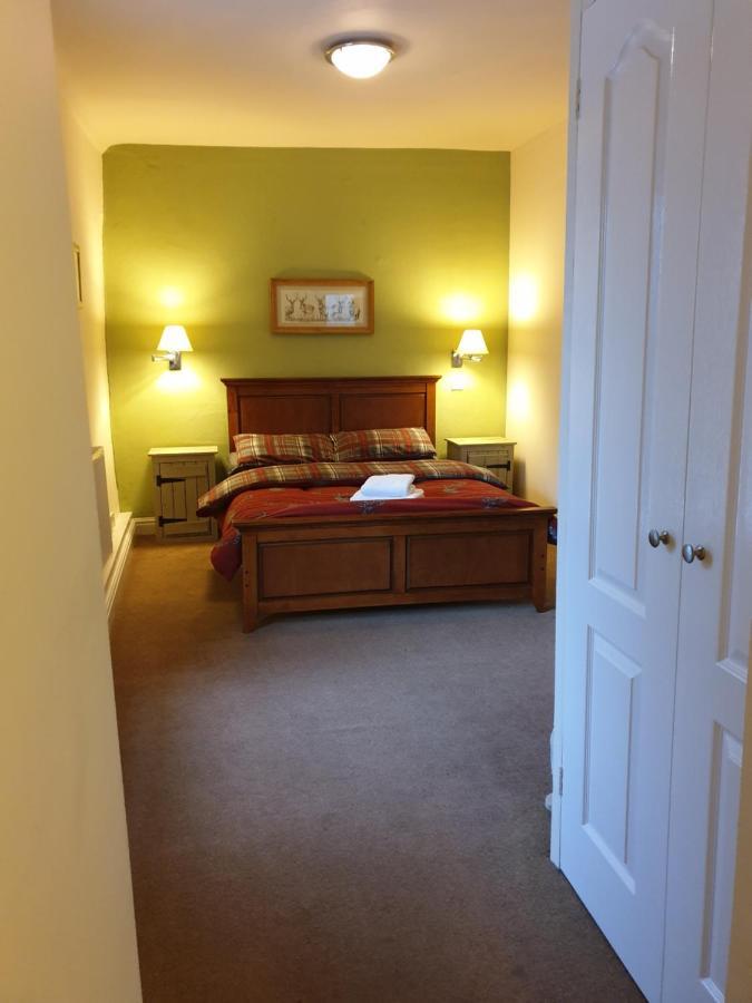 The Shady Oak Country Inn Taxal 외부 사진