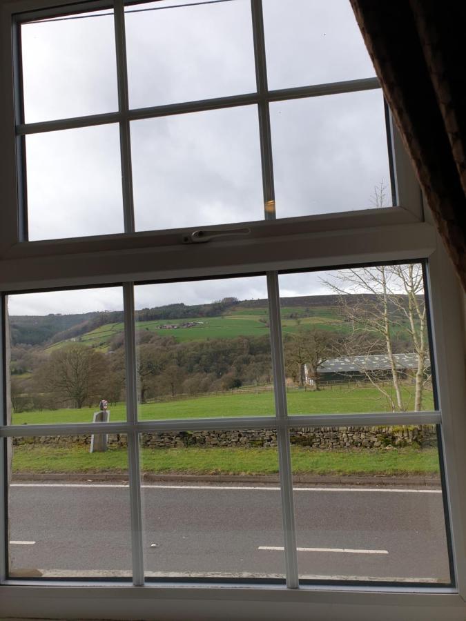 The Shady Oak Country Inn Taxal 외부 사진